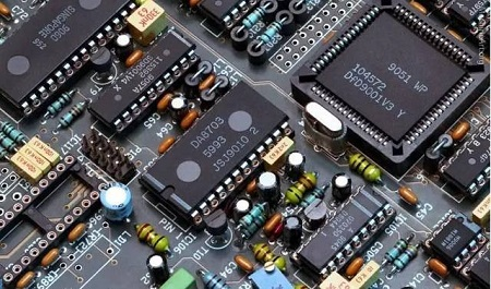 Что такое SMT (технология поверхностного монтажа)?